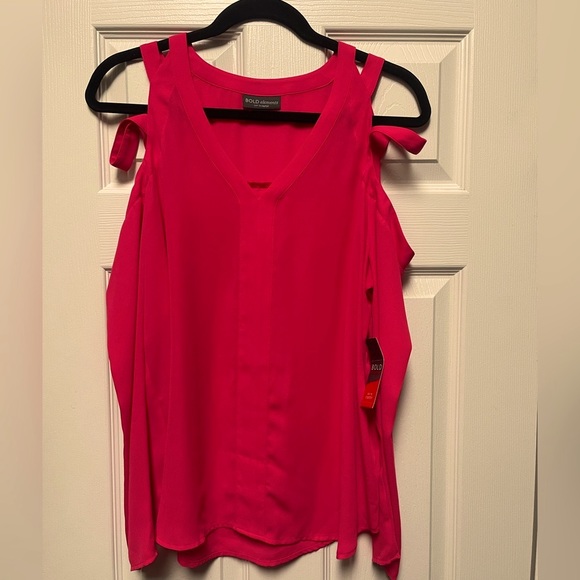 Bold Elements V-Neck Blouse - Picture 3 of 12